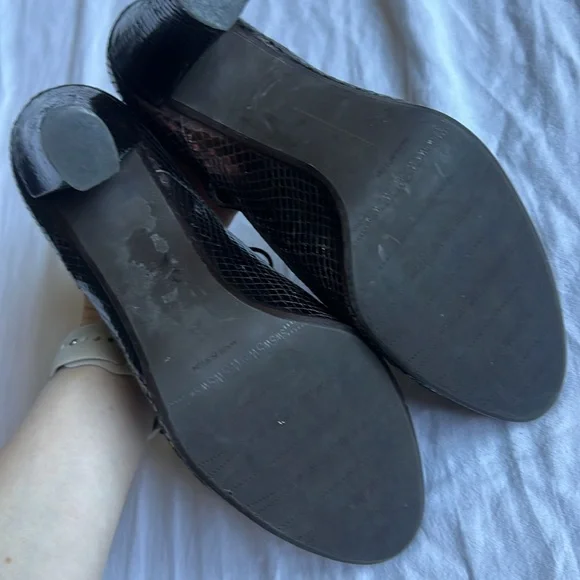 Vintage Stuart Weitzmqn Embossed Leather Snake Bronze Oxford 6 GUC - Picture 8 of 9